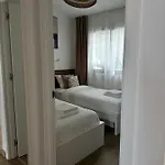 La Casa De Paseka Апартаменти *